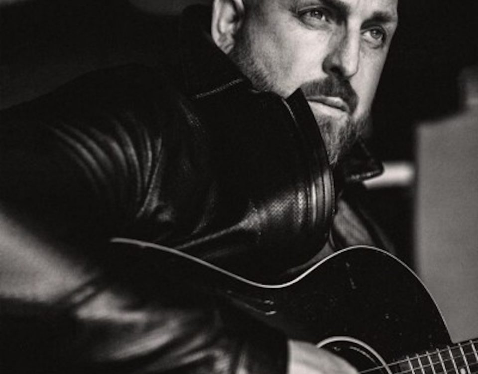 An Intimate Evening with JOHNNY REID