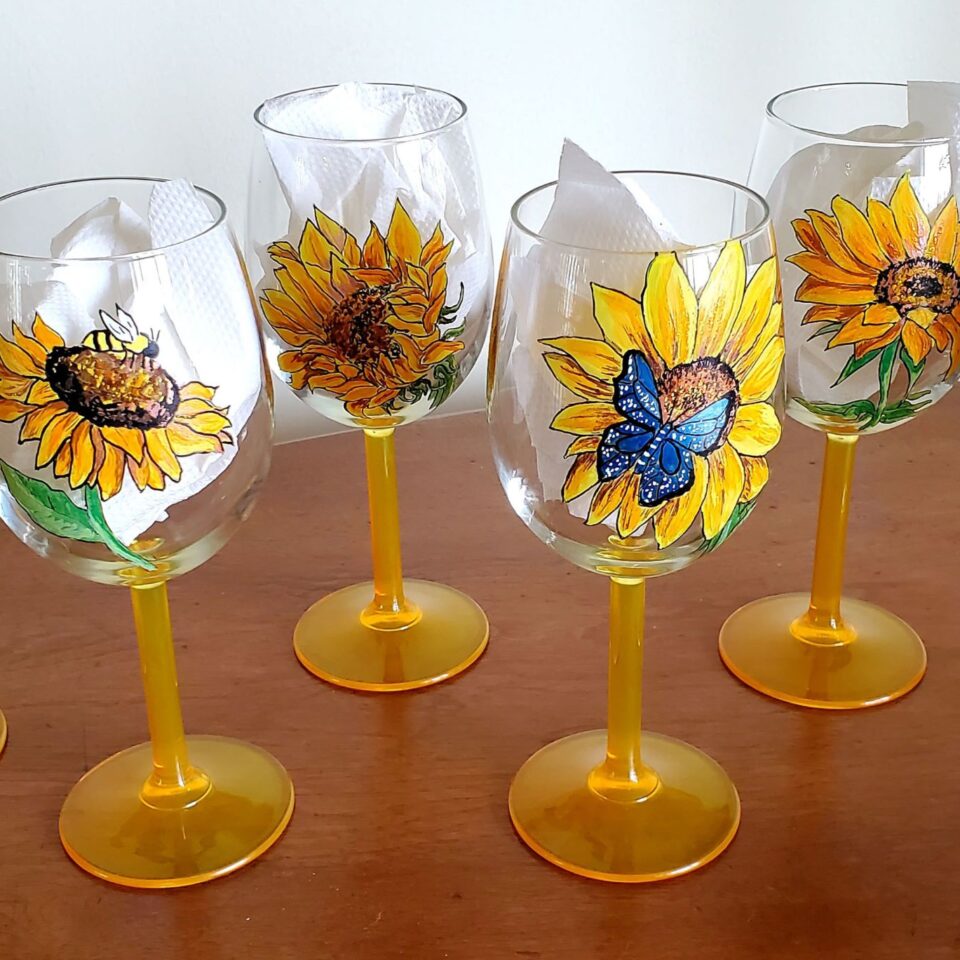 Painted Wire Glasses