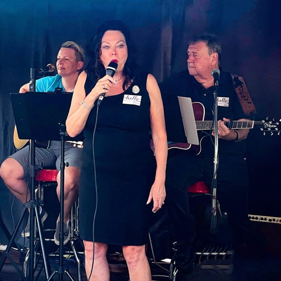 Debra Tosh Gallery Image