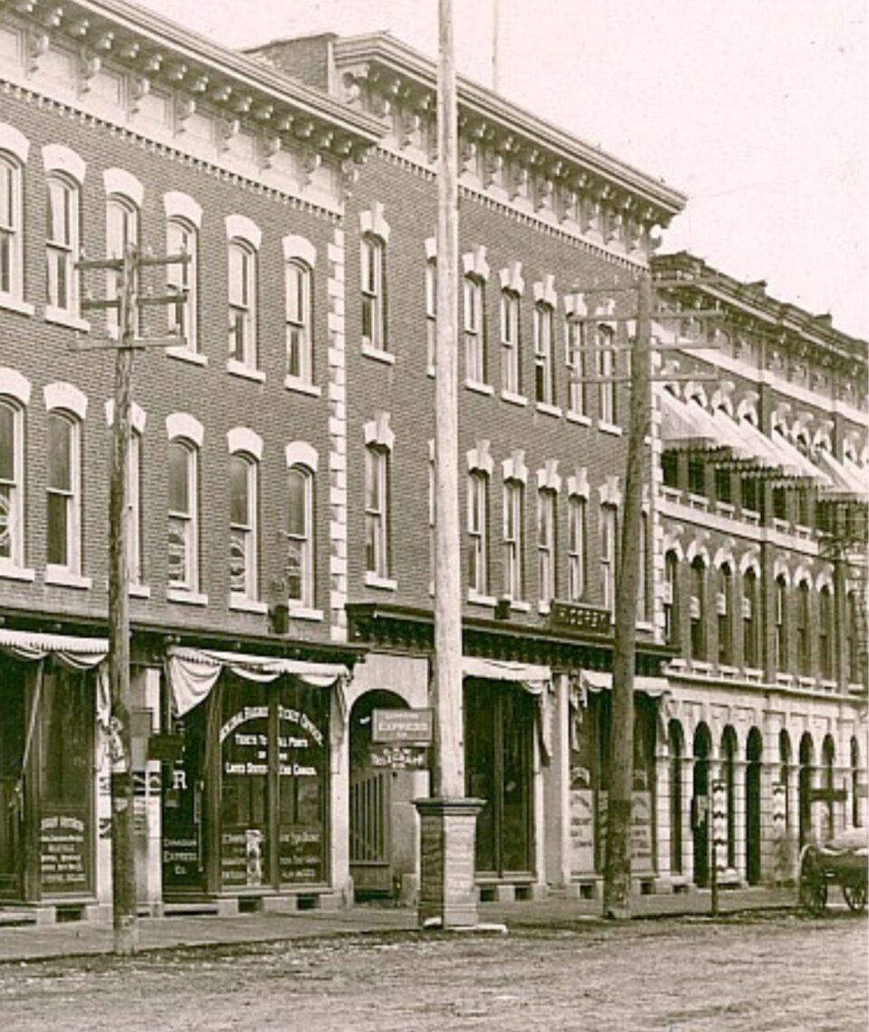 36 Bridge Street East