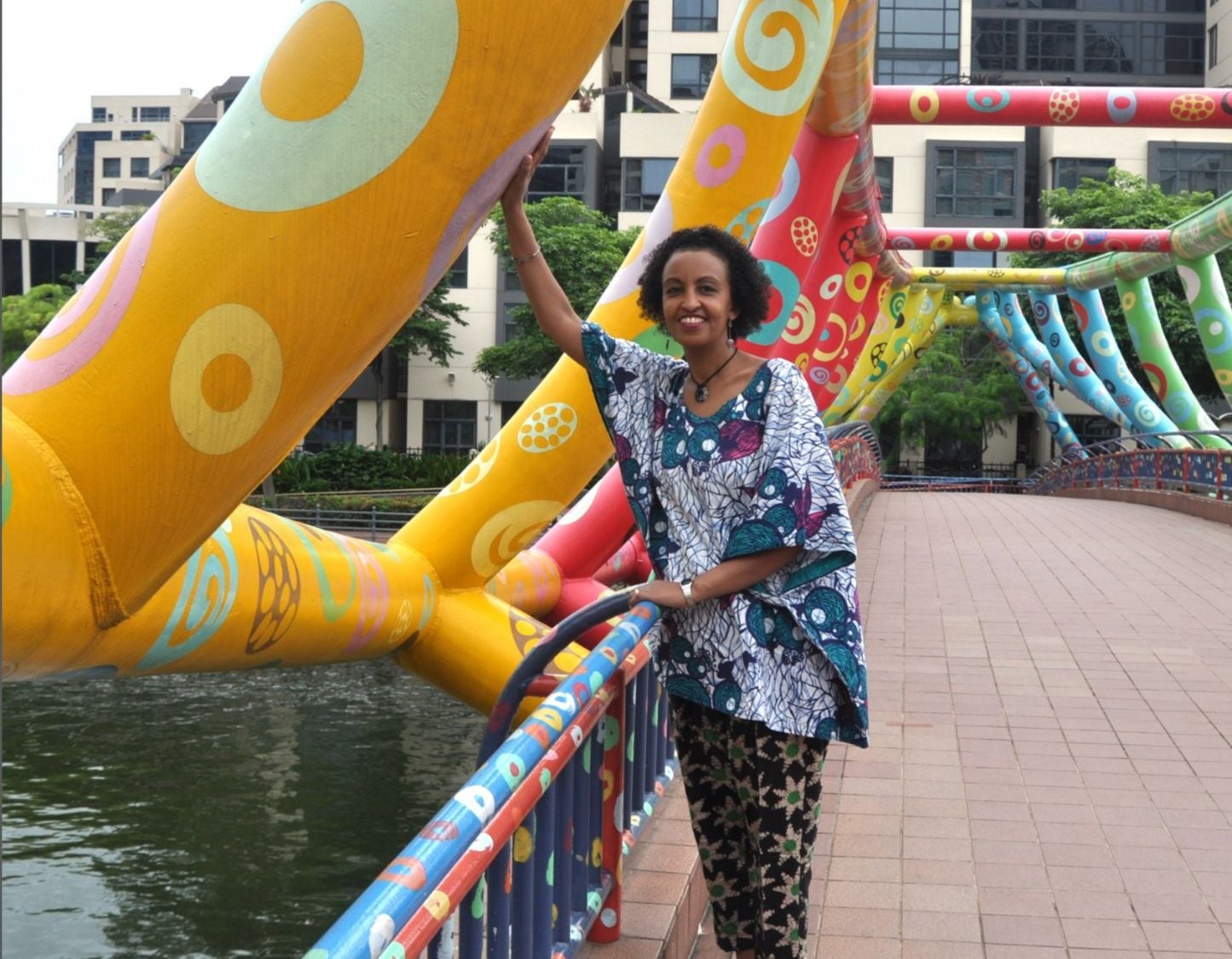 Bridging Communities with Crochet